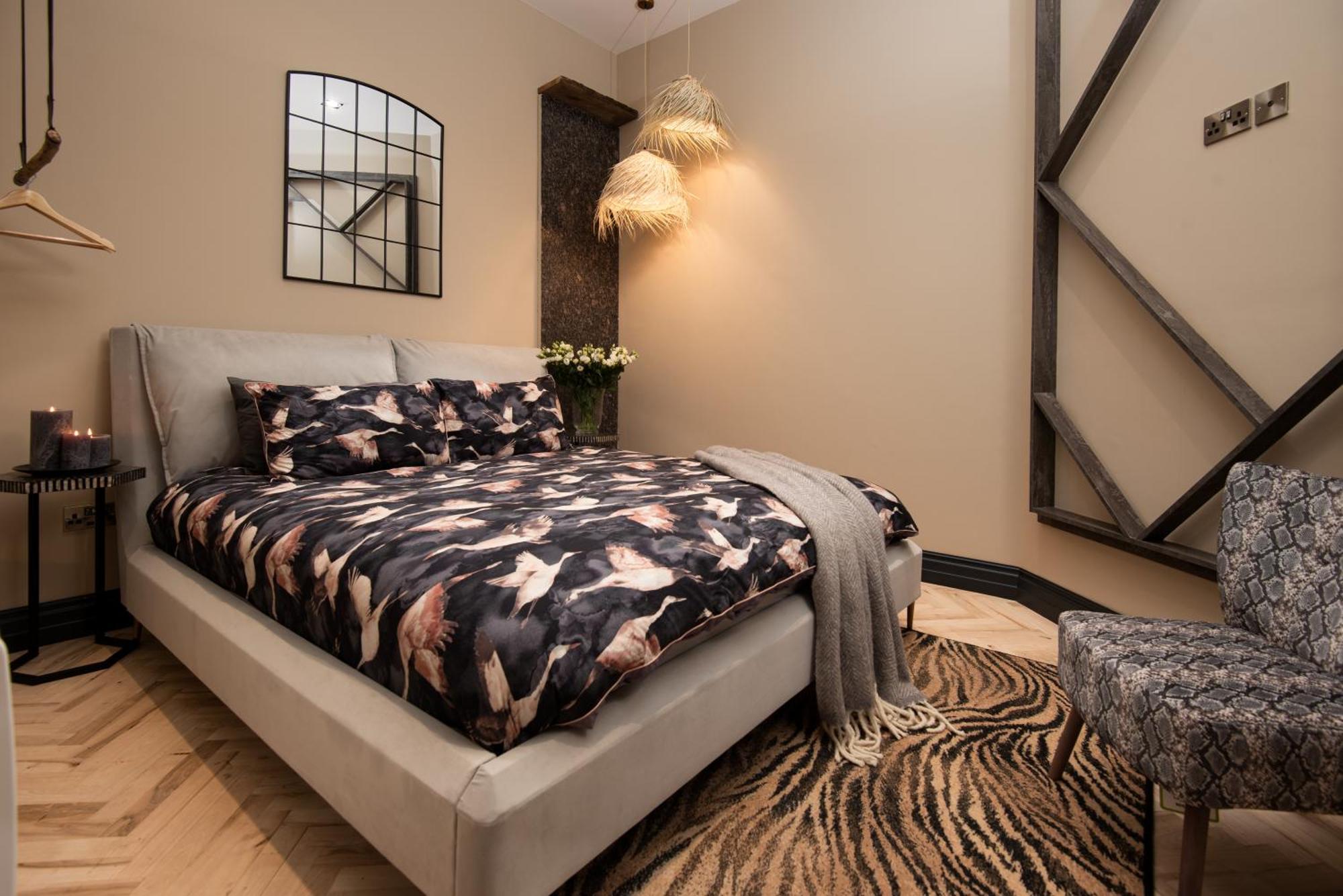The Vault Luxury Apartment *